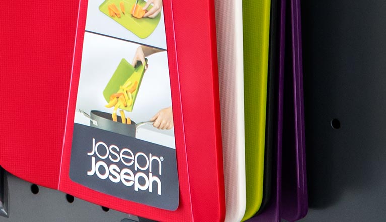 <i>Joseph Joseph</i><span>Cookware</span>