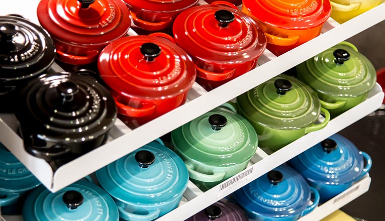 <i>Le Creuset</i><span>Cookware</span>