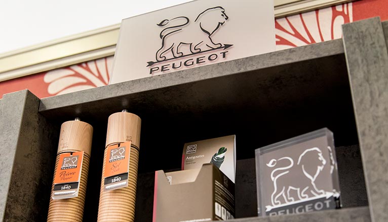 <i>Peugeot</i><span>Cookware</span>