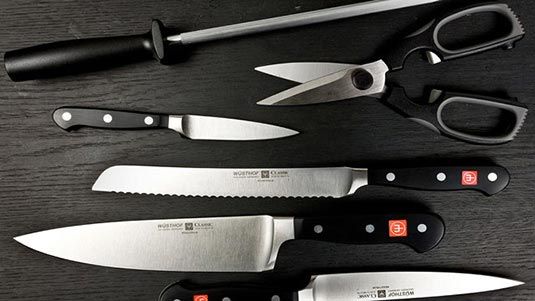 <i>Knives</i><span>Wüsthof</span>
